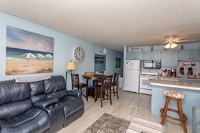 Royal Garden Resort 408 2 Bedroom Condo by RedAwning