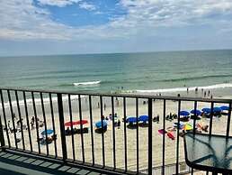 Royal Garden Resort 403 1 Bedroom Condo by RedAwning