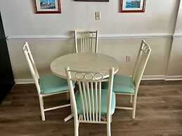 Royal Garden Resort 403 1 Bedroom Condo by RedAwning