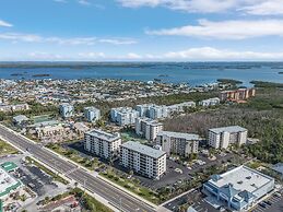 Estero Cove 523 - Beautifully Updated!! 2 Bedroom Condo by RedAwning