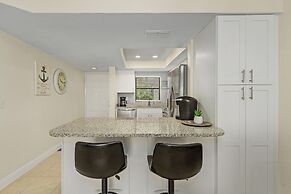 Estero Cove 523 - Beautifully Updated!! 2 Bedroom Condo by RedAwning