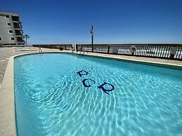 Royal Garden Resort603. 1 Bedroom Condo by RedAwning