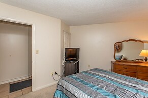 Royal Garden Resort 1007 1 Bedroom Condo by RedAwning