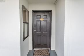 Royal Garden Resort 1007 1 Bedroom Condo by RedAwning