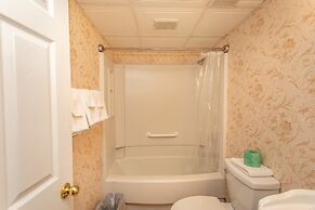 Royal Garden Resort 1114 2 Bedroom Condo by RedAwning