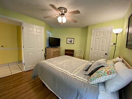 Royal Garden Resort 1507 2 Bedroom Condo by Redawning