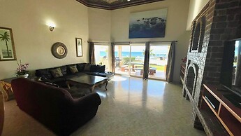 Stunning 4 Bedroom Beach Villa on Sandy Beach at Las Palmas Beachfront