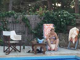 Inviting 3-bed Apartment in North Cyprus Girne