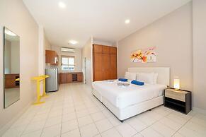 Jungceylon Villa in Patong by Lofty