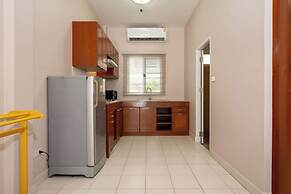 Jungceylon Villa in Patong by Lofty