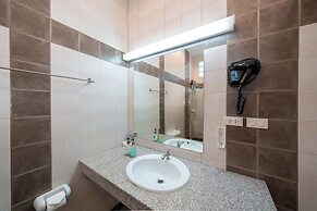 Jungceylon Villa in Patong by Lofty