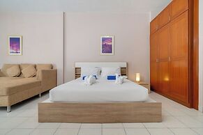 Jungceylon Villa in Patong by Lofty