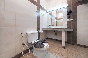 Jungceylon Villa in Patong by Lofty