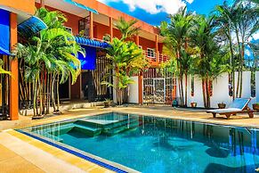 Jungceylon Villa in Patong by Lofty