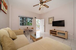 Jungceylon Villa in Patong by Lofty