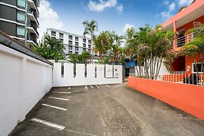 Jungceylon Villa in Patong by Lofty