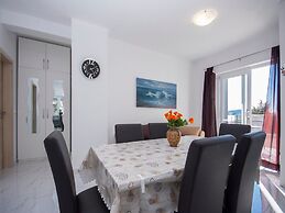 Apartments Happy Holiday