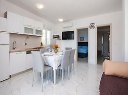 Apartments Happy Holiday