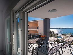 Apartments Happy Holiday