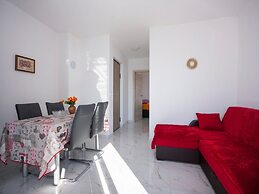 Apartments Happy Holiday