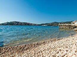 Apartments Happy Holiday