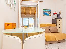 Holiday Home Happy Holiday