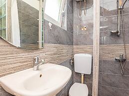 Holiday Home Happy Holiday