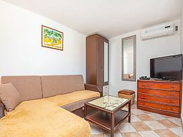 Holiday Home Happy Holiday