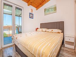 Holiday Home Happy Holiday