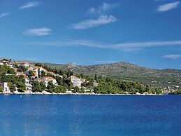 Holiday Home Happy Holiday