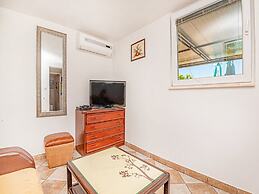 Holiday Home Happy Holiday