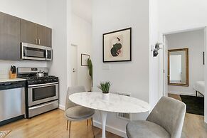 1BR Perfect Home in West Loop