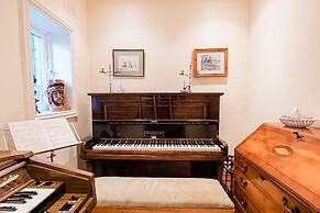 Whitstable's Beachcombers, Sleeps 10, Dog Friendly