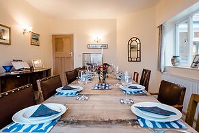 Whitstable's Beachcombers, Sleeps 10, Dog Friendly