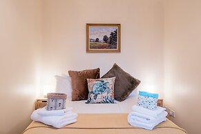 Whitstable's Beachcombers, Sleeps 10, Dog Friendly