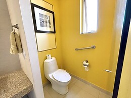 Gavias Grand Ocean Front