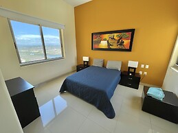 Gavias Grand Ocean Front