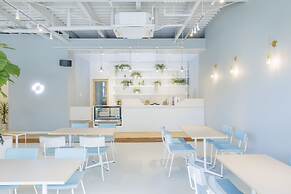 the circle apartment