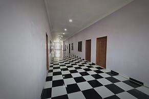 EXPRESS O 91979 Penginapan Tondong Ta