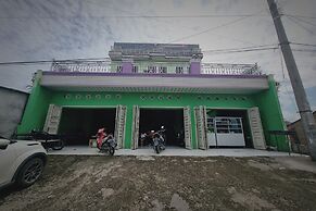 EXPRESS O 91979 Penginapan Tondong Ta