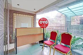 OYO 90791 Royale Margorejo