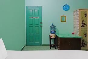 SPOT ON 92115 Homestay Bude Sri