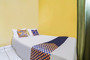 OYO Homes 90914 Eco Tourism Desa Cipada Bukit Senyum Homestay Syariah