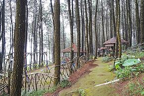 OYO Homes 90914 Eco Tourism Desa Cipada Bukit Senyum Homestay Syariah