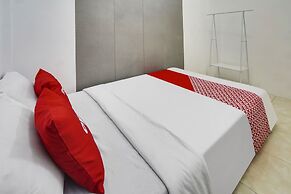 OYO Living 90950 Forzando House