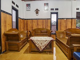 OYO Homes 91153 Desa Wisata Kawasen