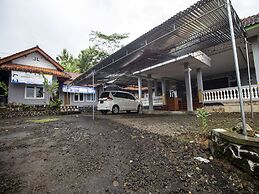 OYO Homes 91153 Desa Wisata Kawasen