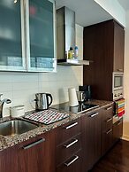 Luxury 2 Bedroom Lakeview