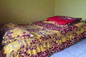 OYO Home 91250 Desa Wisata TarajuNearGunung Panggung