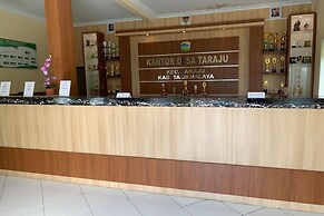 OYO Home 91250 Desa Wisata TarajuNearGunung Panggung